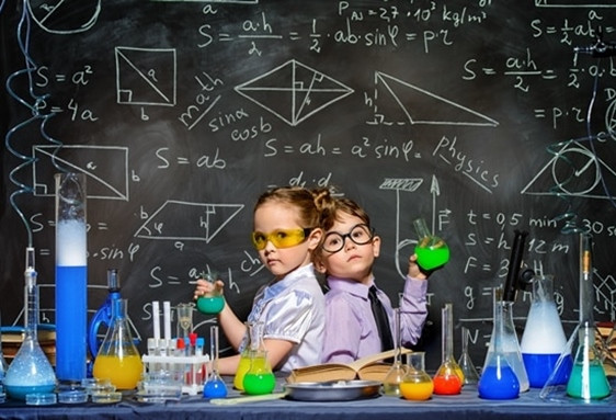 Stage scientifique enfant 6 à 12 ans à Aix-en-Provence