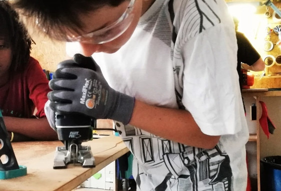 Stage bricolage et fabrication numérique enfant de 11 à 14 ans à Paris 18