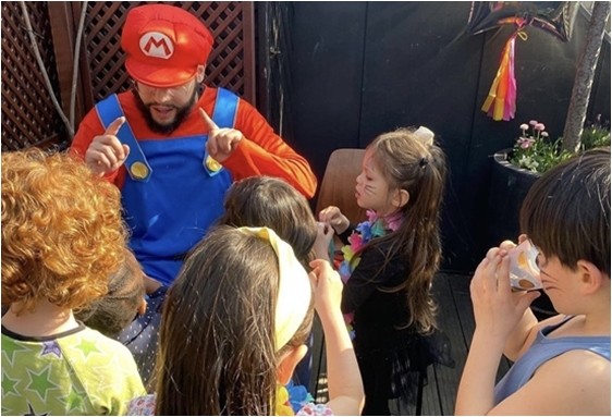 Anniversaire Super Mario à domicile enfant de 3 à 12 ans