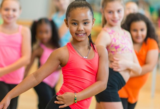 Stage artistique et créatif enfant de 5 à 12 ans à Montreuil