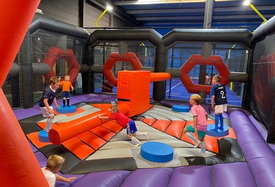 Anniversaire enfant jeux gonflables de 5 a 15 ans à Lens - KIDSPLANNER