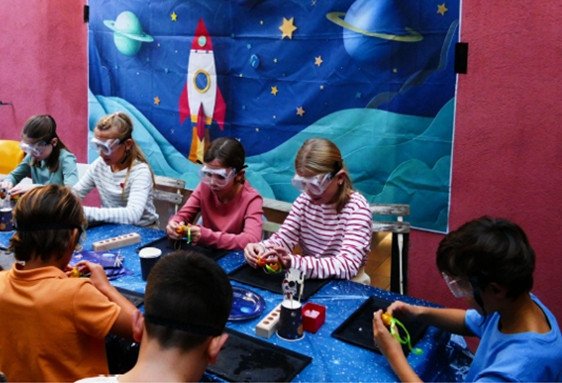 Idée anniversaire enfant 5 ans : thèmes, jeux et activités
